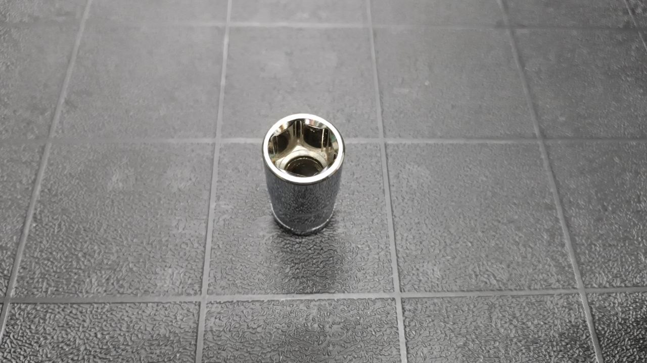 Головка короткая 6-ти гр. 15мм 1/2 YONK