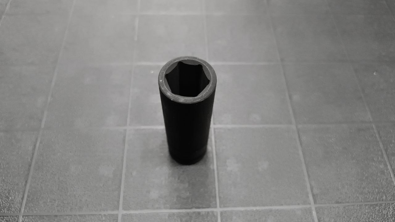 Головка ударная длинная 17мм 1/2 YONK