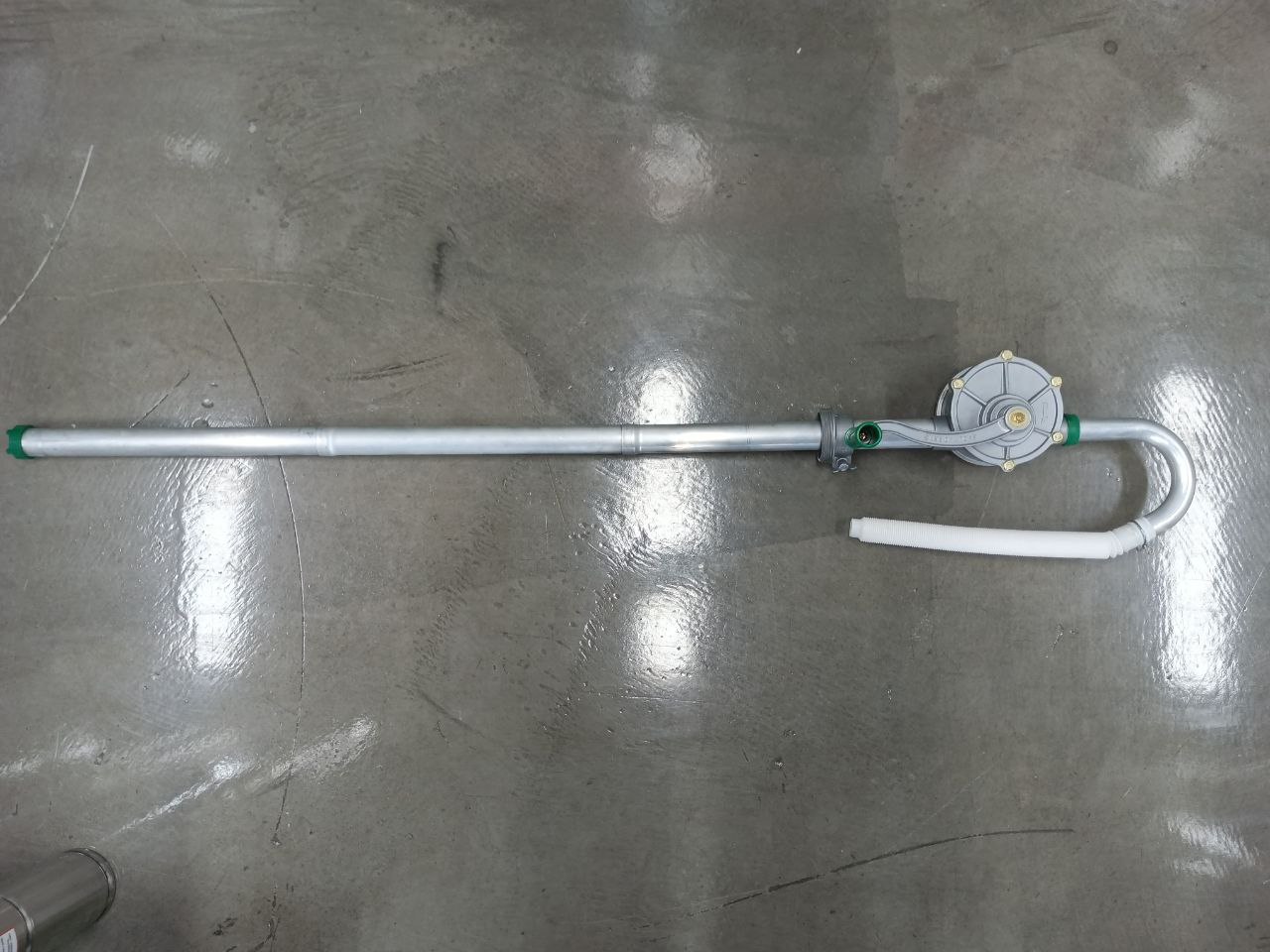 Насос ручной топливный алюминиевый 32" YONK, шт