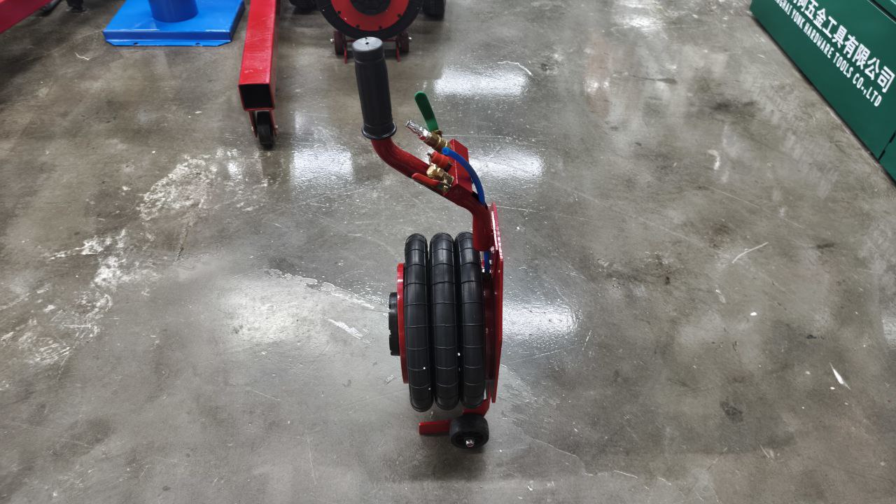 Домкрат пневматический подкатной 3т