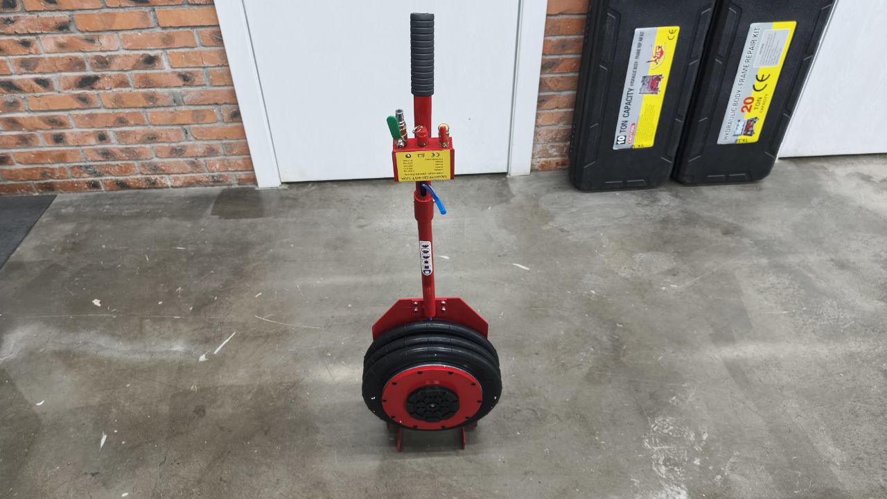 Домкрат пневматический подкатной 5т