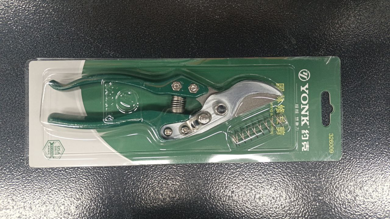 Секатор 8" YONK