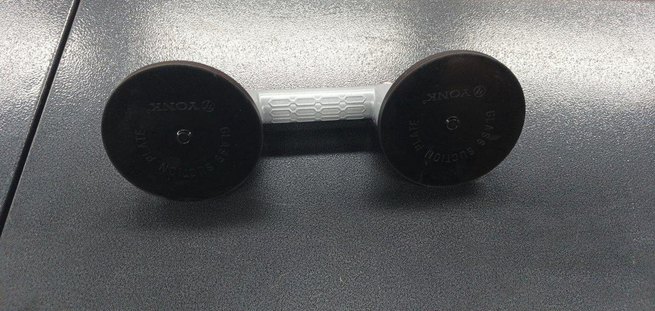 Присоска двойная для стекла 80кг YONK