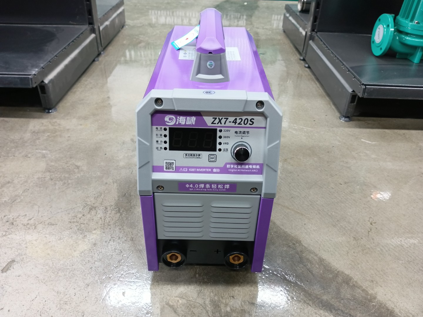 Инверторный сварочный аппарат "JUN BOM" ZX7-420S