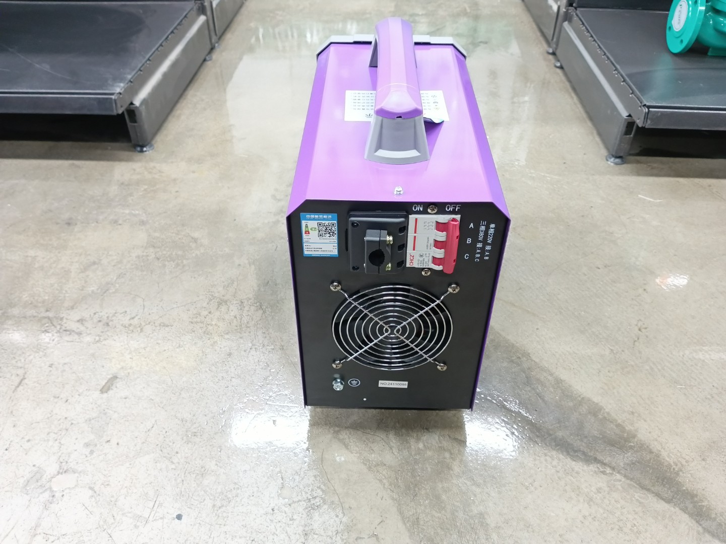 Инверторный сварочный аппарат "JUN BOM" ZX7-420S