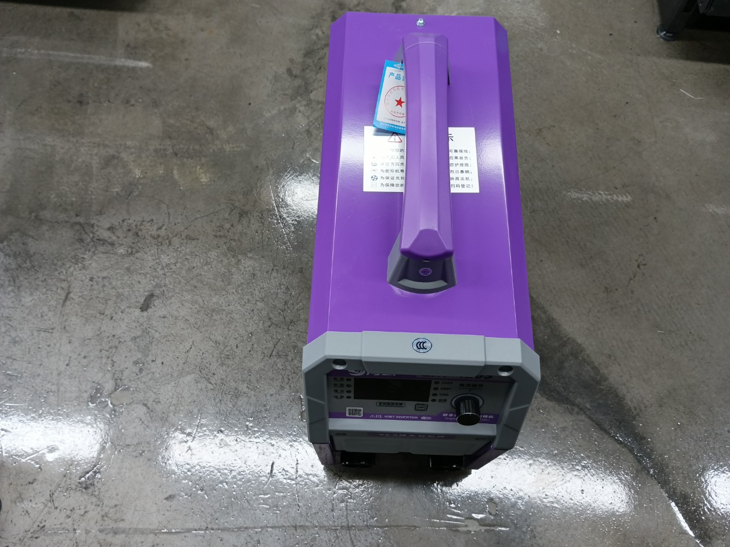 Инверторный сварочный аппарат "JUN BOM" ZX7-420S