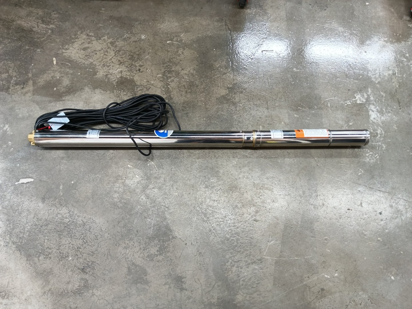 Насос глубинный центробежный 70QJDX1-125/33-0.92 0,92кВт, 2,7м³/ч, Ø25мм, высота подъема 140м. Hmax