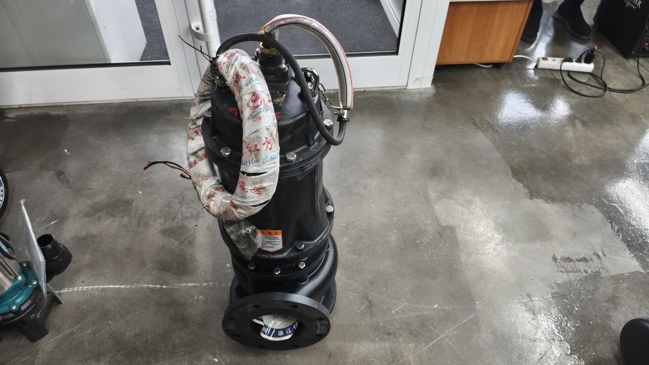 Насос погружной дренажный WQ100-10-7.5 7,5 кВт, 380V,  100м³/ч, Ø150мм, напор 10м. Hmax