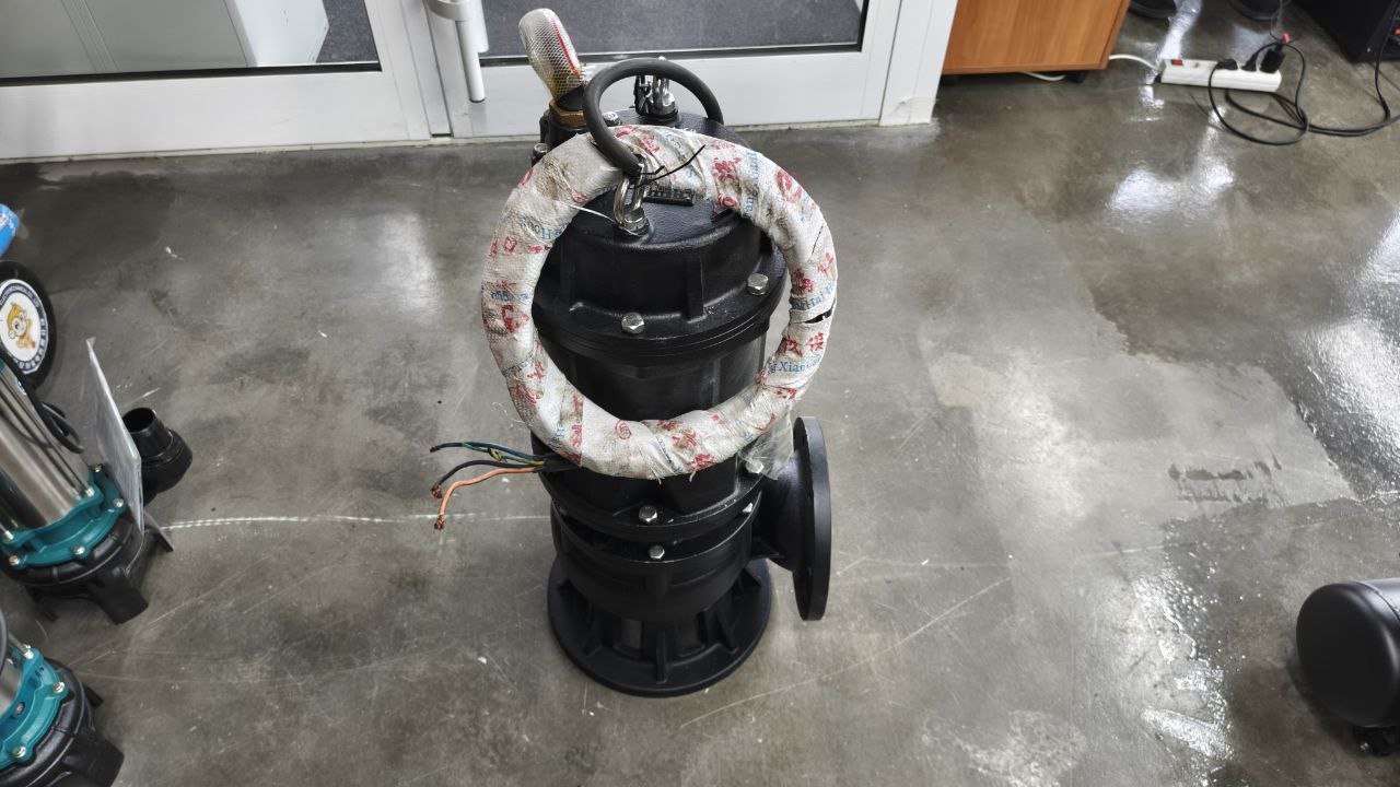 Насос погружной дренажный WQ100-10-7.5 7,5 кВт, 380V,  100м³/ч, Ø150мм, напор 10м. Hmax