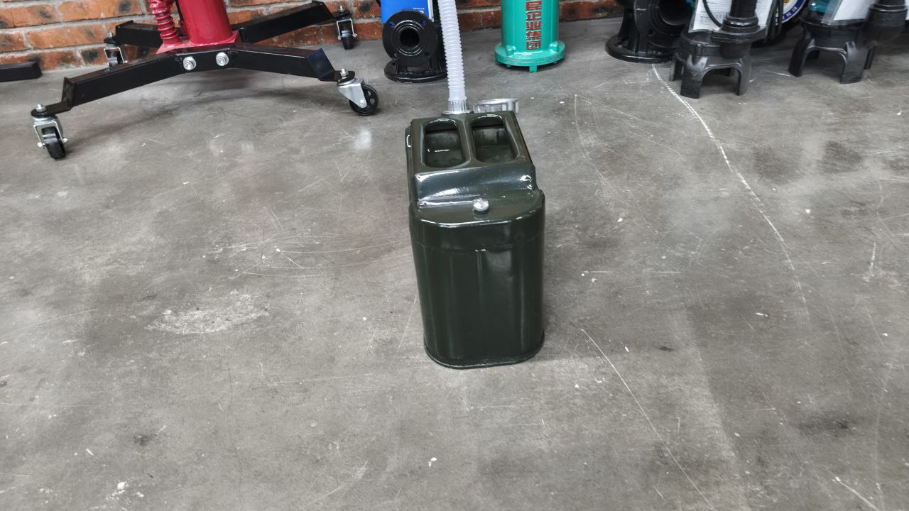 Канистра металлическая 10 л.