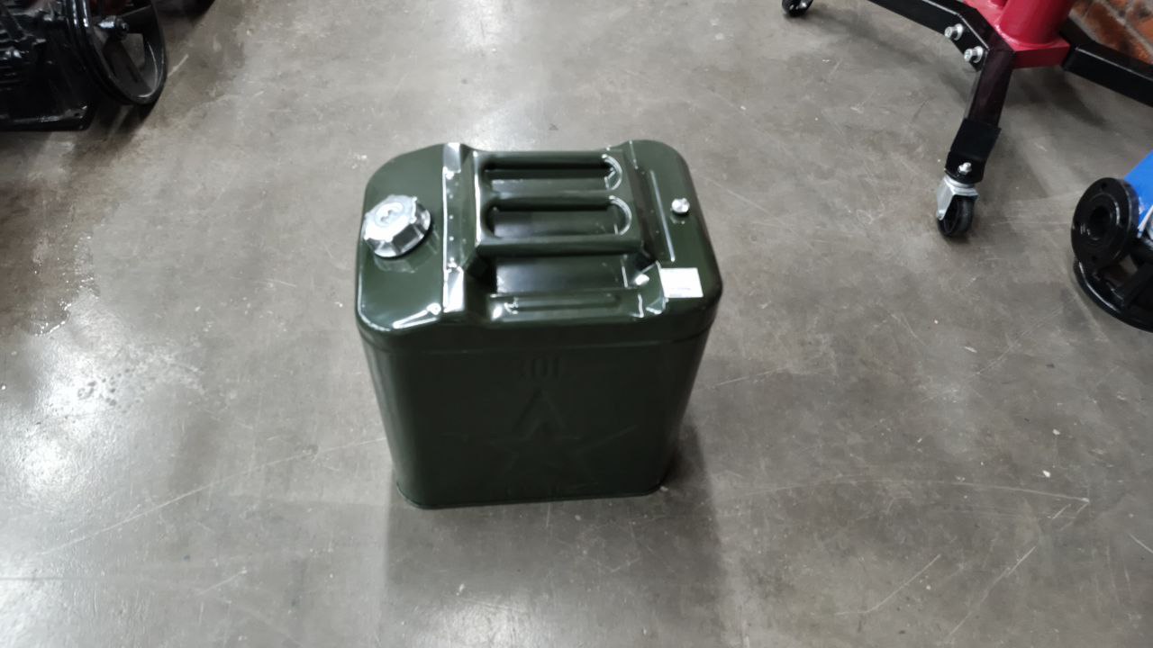 Канистра металлическая 30 л.