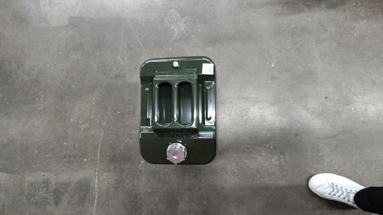 Канистра металлическая 40 л.