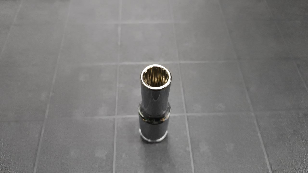 Головка длинная многогр. 11мм 1/2 YONK