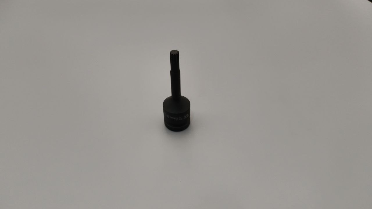 Головка звездочка ударная 1/2*78мм*M8 YONK