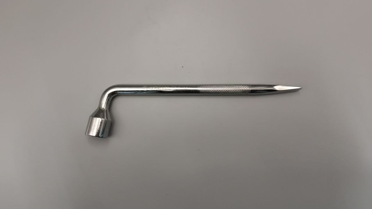 Ключ балонный 24mm YONK