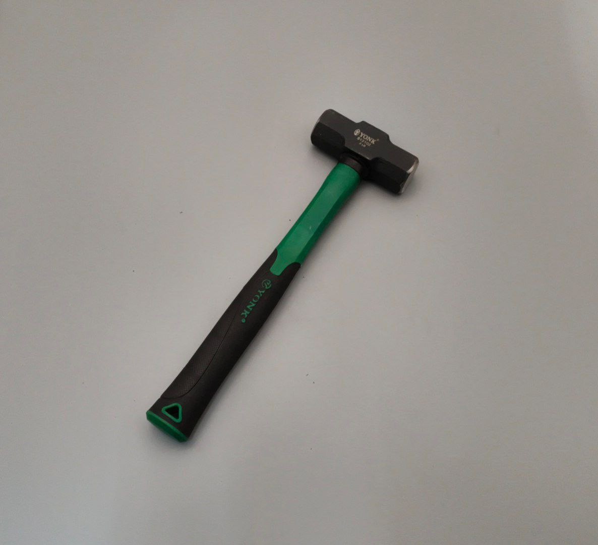 Кувалда 1кг YONK