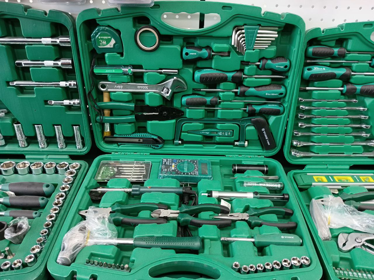 Набор инструментов 61 пр. YONK, шт