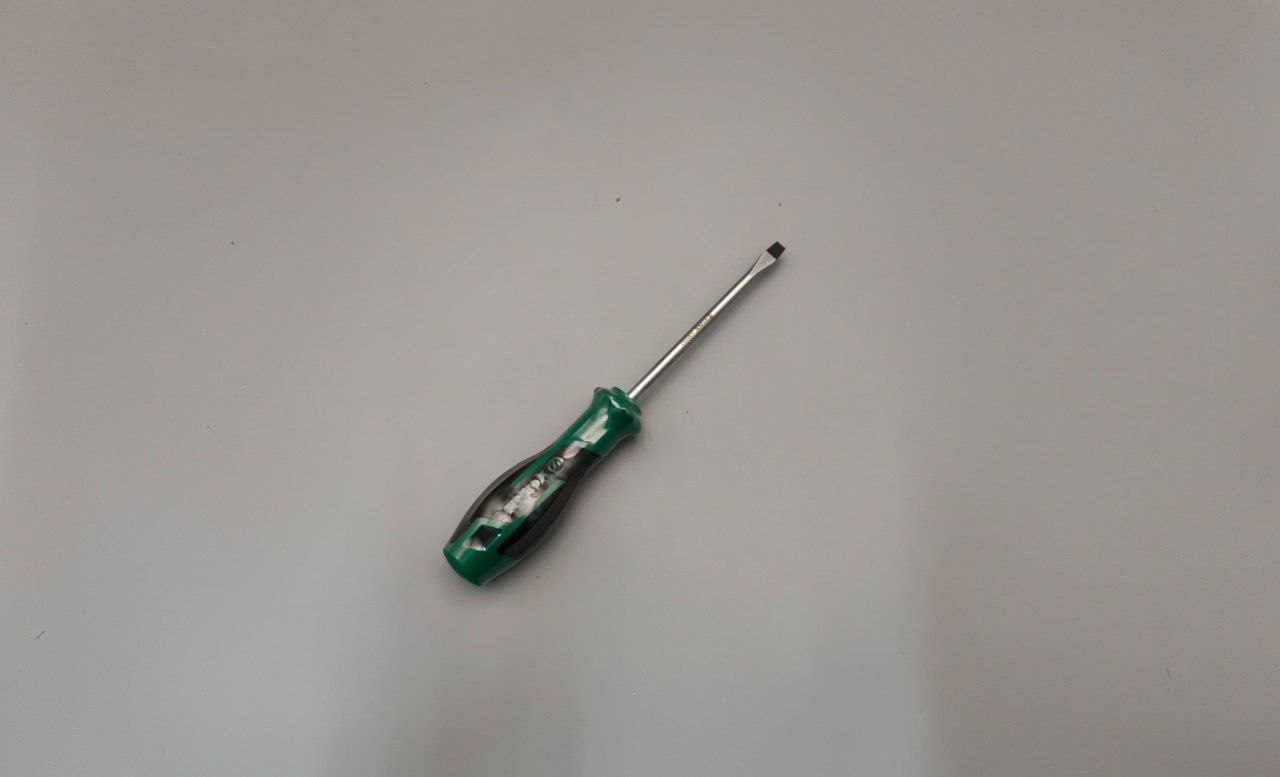 Отвертка 5х100мм   - YONK