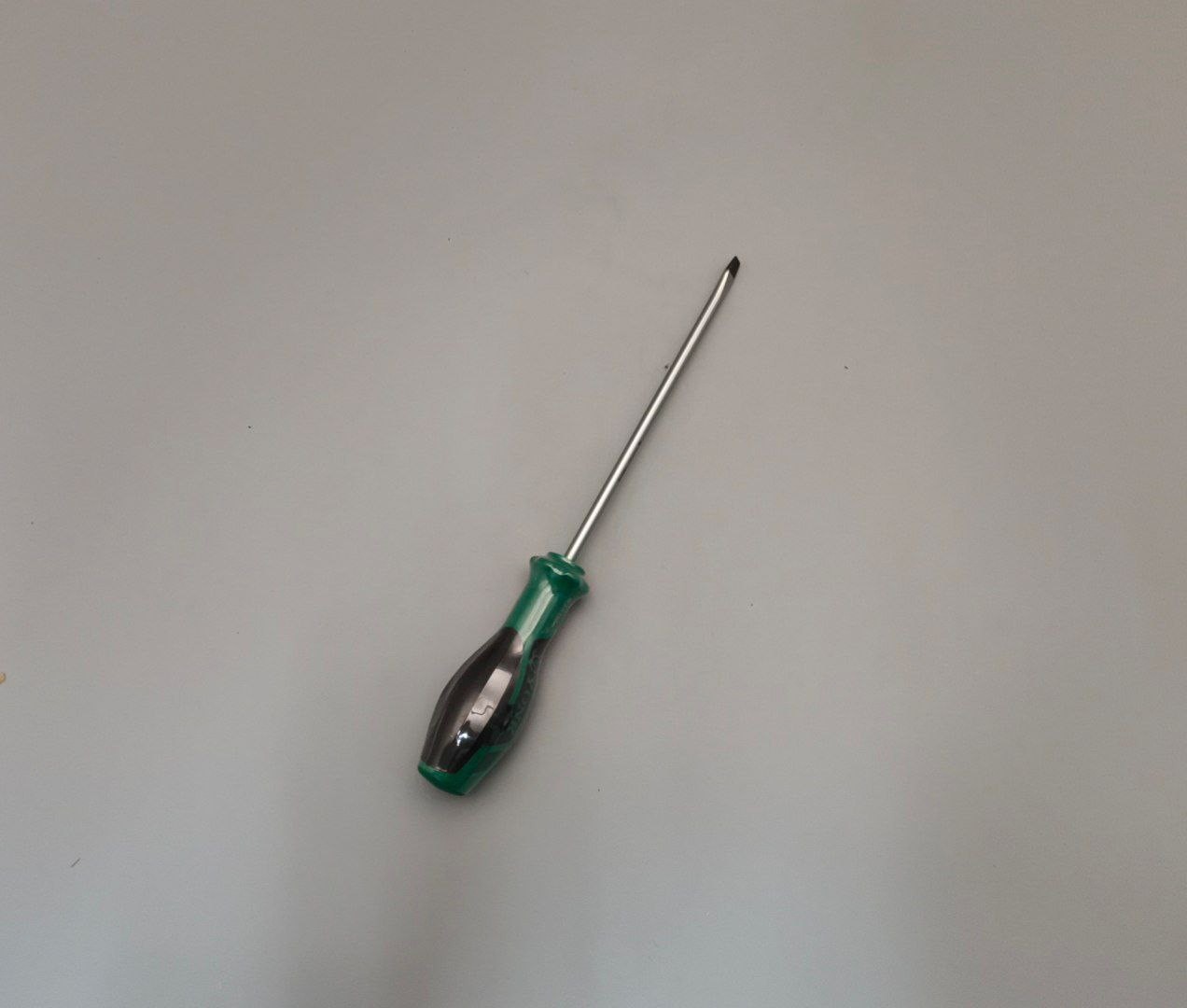 Отвертка 5х150мм   - YONK