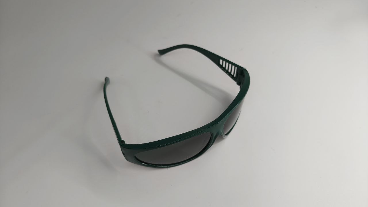 Очки защитные затемненные YONK