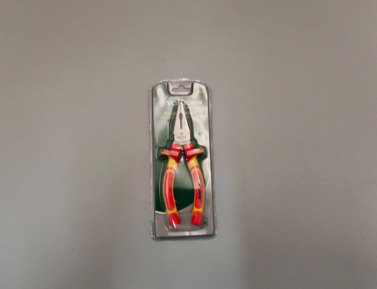 Пассатижи диэлектрические 6" YONK