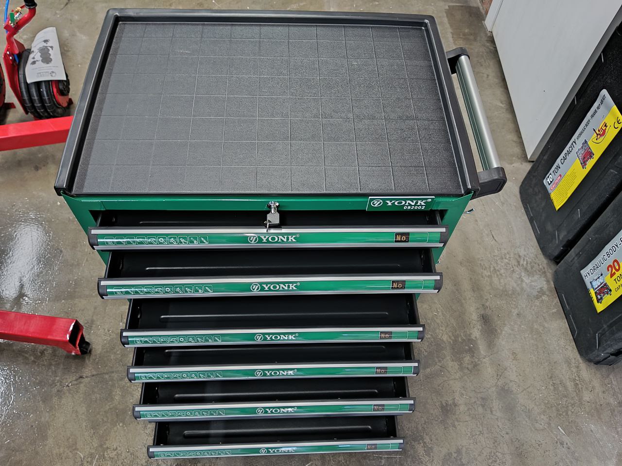 Семислойная тележка для инструментов