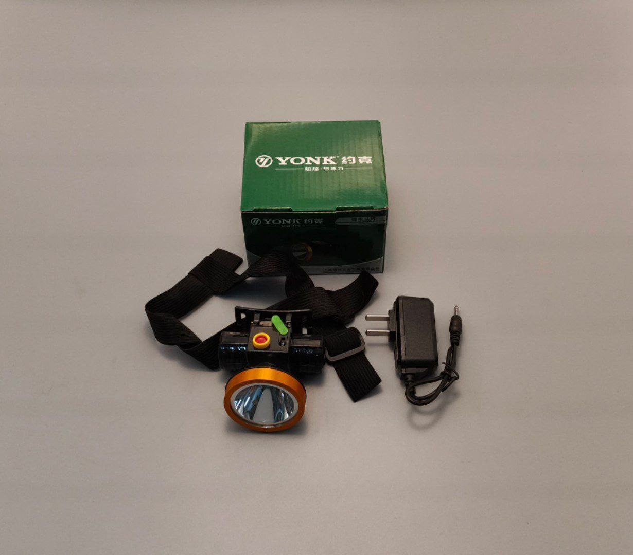 Фонарь налобный 1200ман "YONK"
