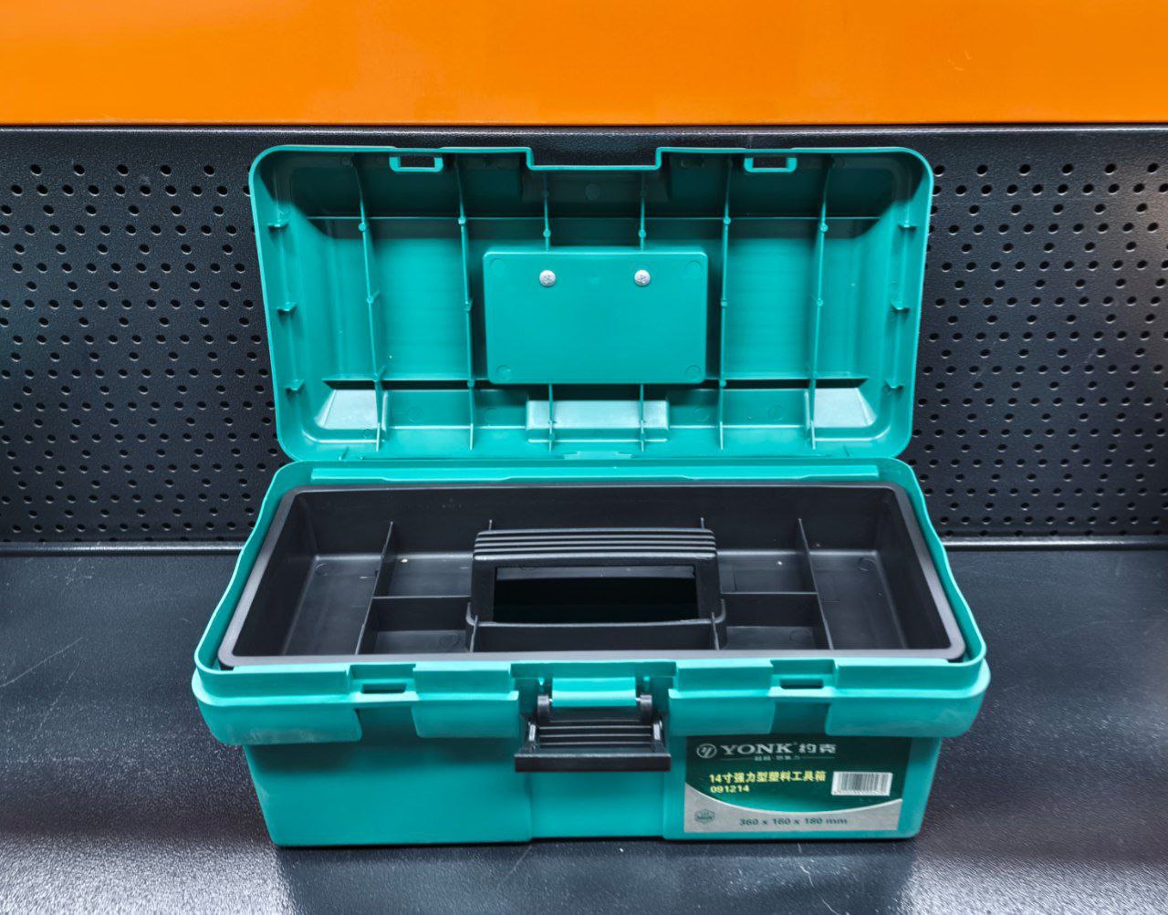 Ящик для инструмента пласт. 14" YONK