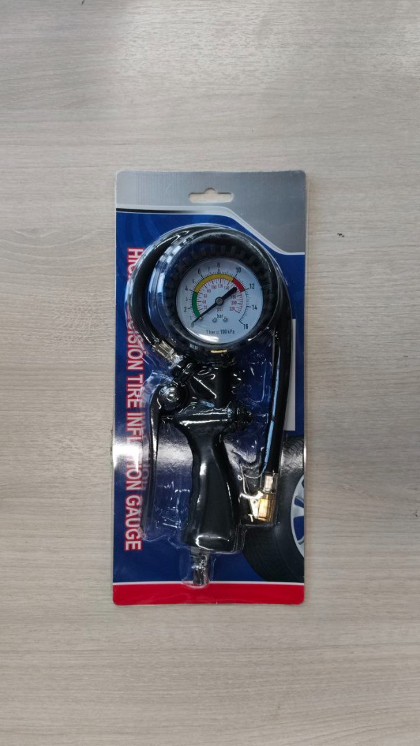 Пистолет для подкачки шин с манометром